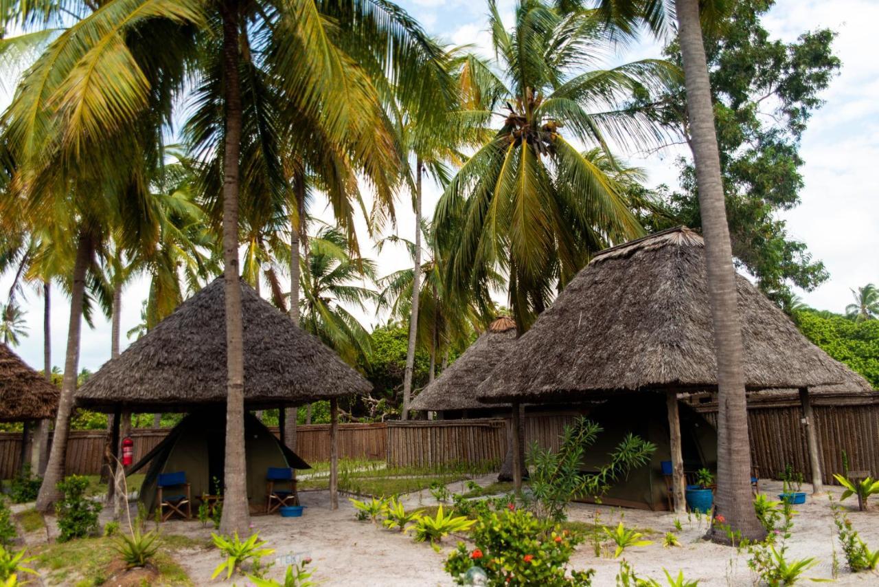 Butiama Marine Camp Hotel Utende Buitenkant foto