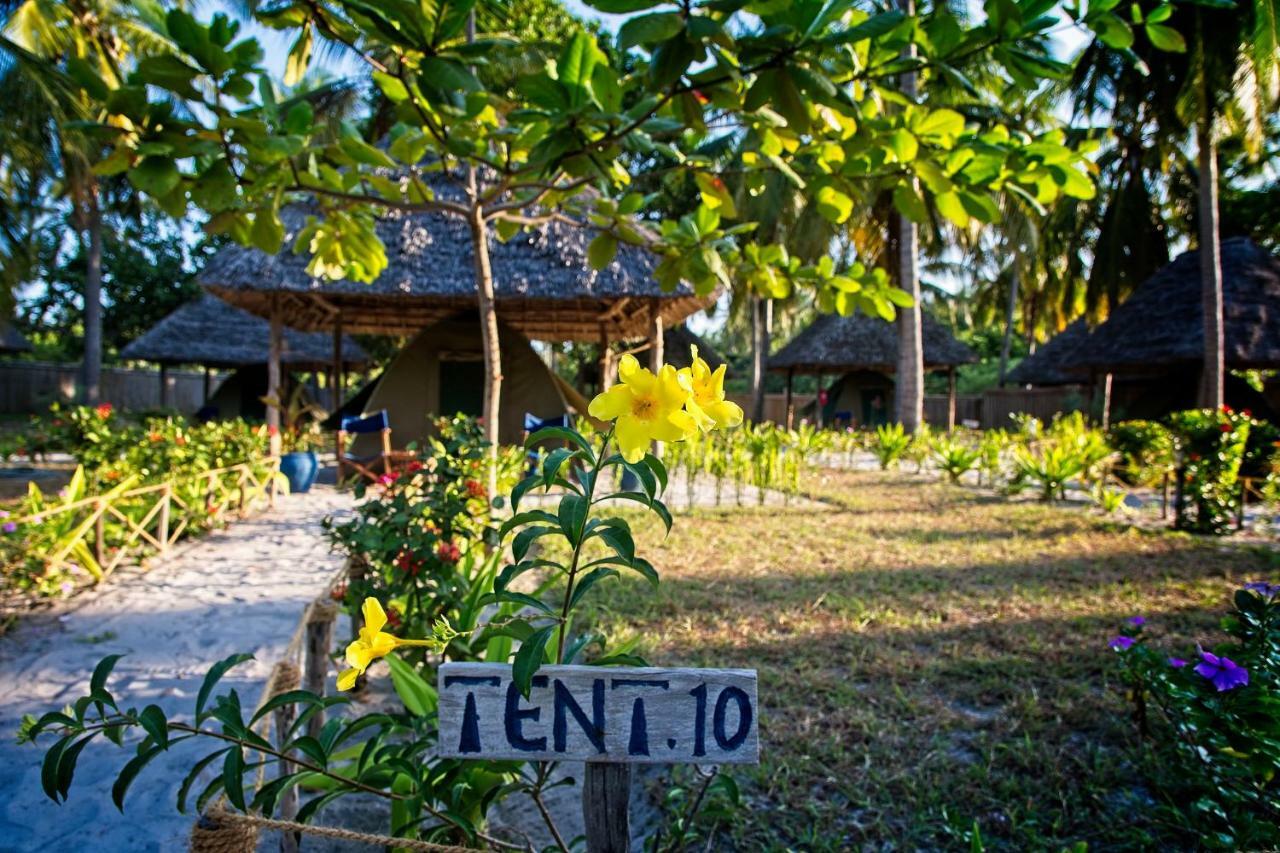 Butiama Marine Camp Hotel Utende Buitenkant foto